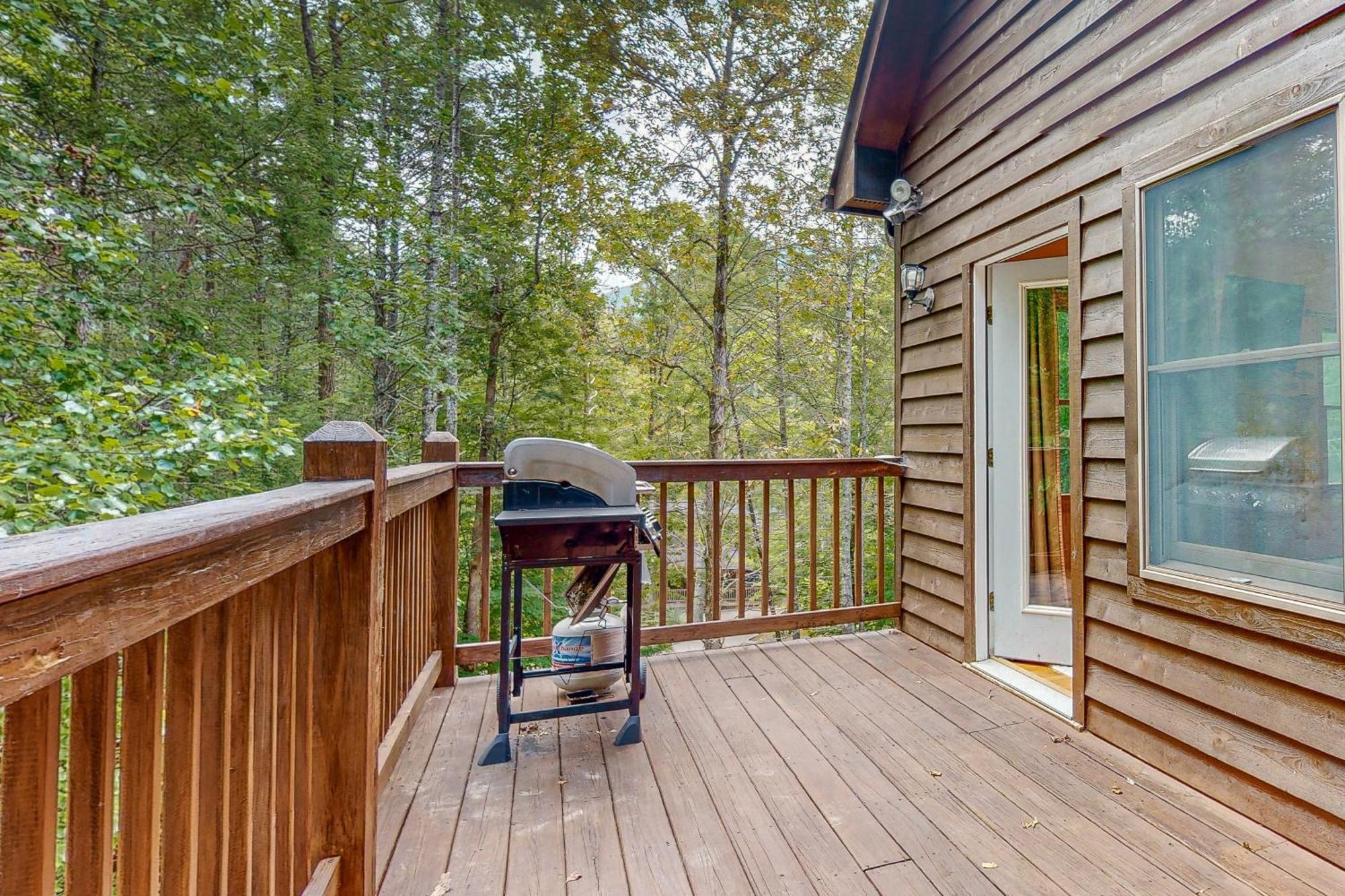 Cabin Fever Townsend Exterior photo