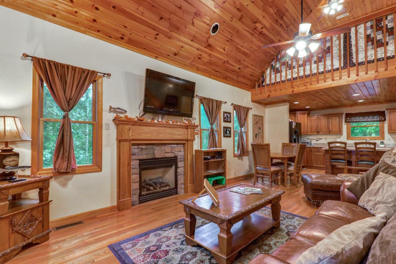 Cabin Fever Townsend Exterior photo